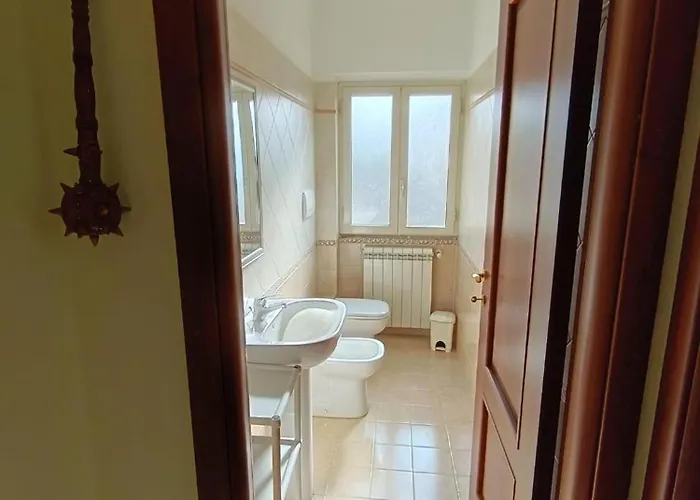 Sara's * Vetralla